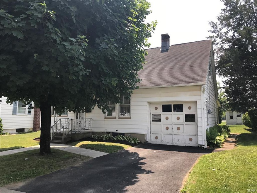 336 E Main St, Bath, PA 18014 - photo 1