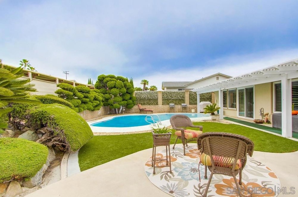 949 Maria Way, Chula Vista, CA 91911 - photo 1