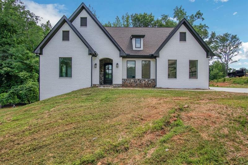 4411 Shoreline Dr, Gainesville, GA 30506 - photo 1