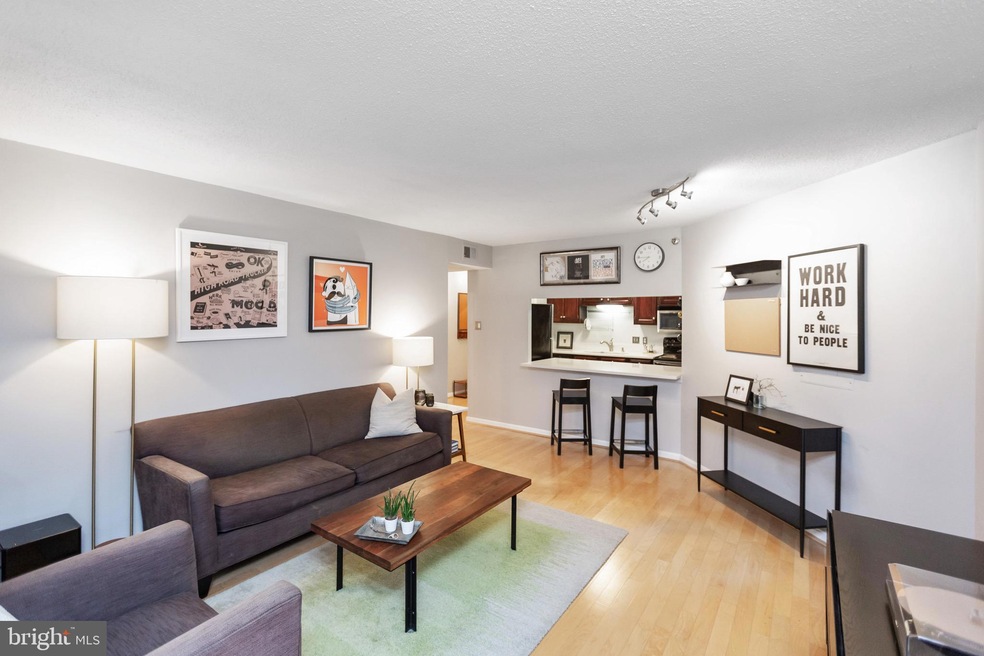 Woodbury Heights Condominium unit 1414, Arlington, VA 22201 - photo 1