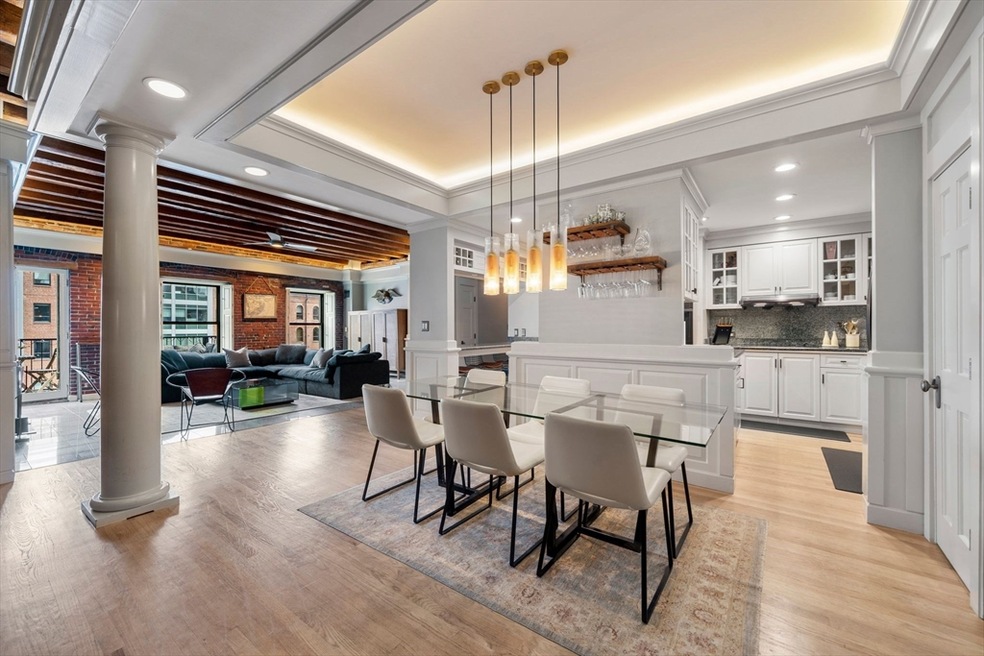 Sold $1,830,000 • Co-Listing Agent