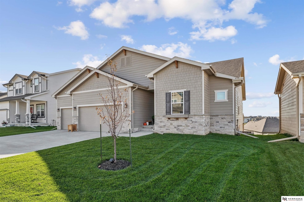 4422 S 213th St, Omaha, NE 68022 - photo 1