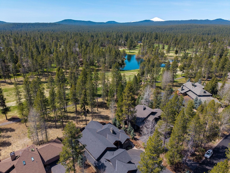 57837 Fir Cone Ln unit 10, Sunriver, OR 97707 - photo 1