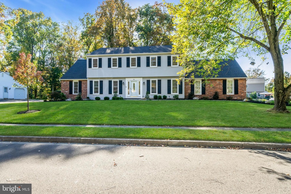 Under Contract $795,000