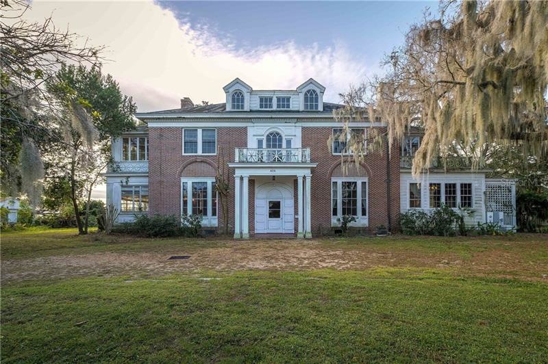 426 Lake Dora Dr, Tavares, FL 32778 - photo 1