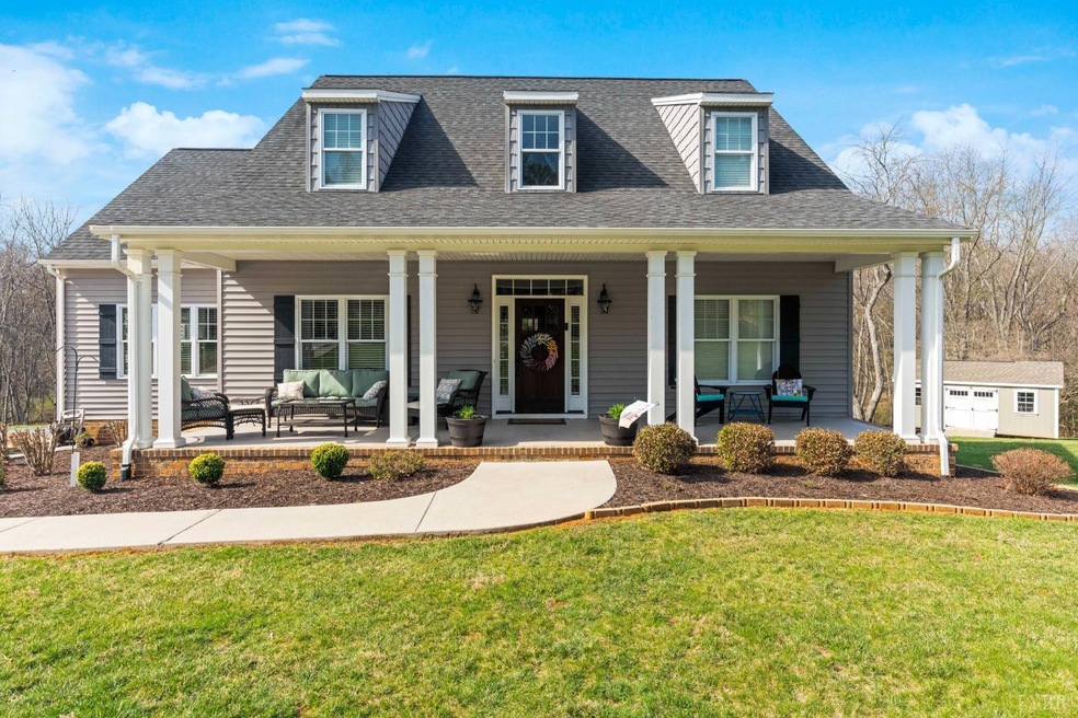 Sold $865,000 • Co-Listing Agent