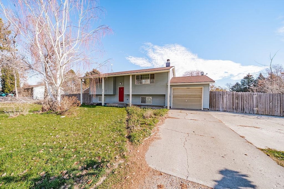 177 N 695 W, Blackfoot, ID 83221 - photo 1