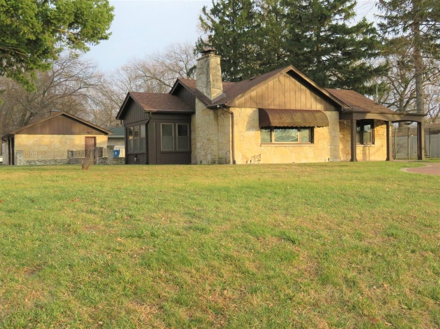 8907 Grace St, Highland, IN 46322 - photo 1