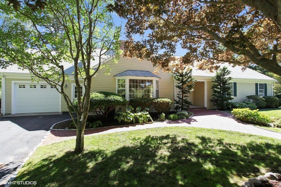 61 Congressional Dr, Yarmouth Port, MA 02675 - photo 1