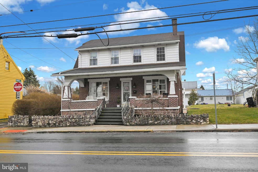 50 W King St, Littlestown, PA 17340 - photo 1