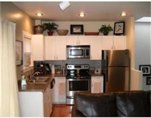 402 E 7th St, Boston, MA 02127 - photo 1