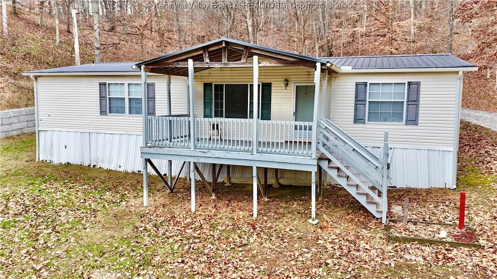 630 Trace Creek Rd, Hamlin, WV 25523 - photo 1