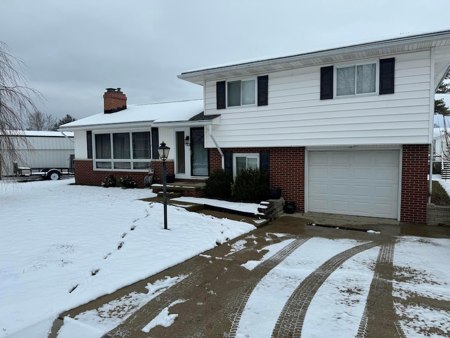 122 Columbia Dr, Waverly, OH 45690 - photo 1