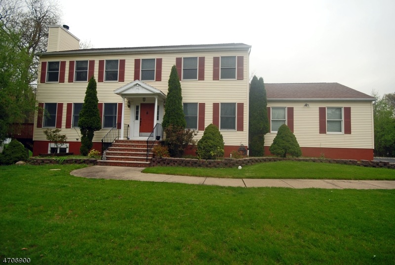 90 Parsippany Rd, Whippany, NJ 07981 - photo 1