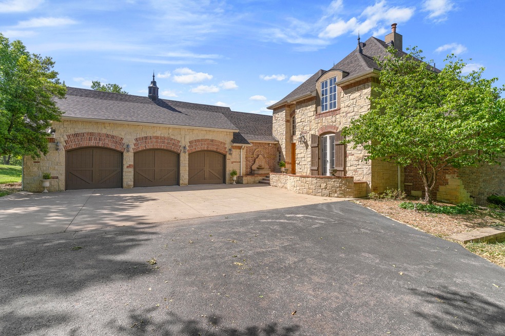 1722 W Inman-2