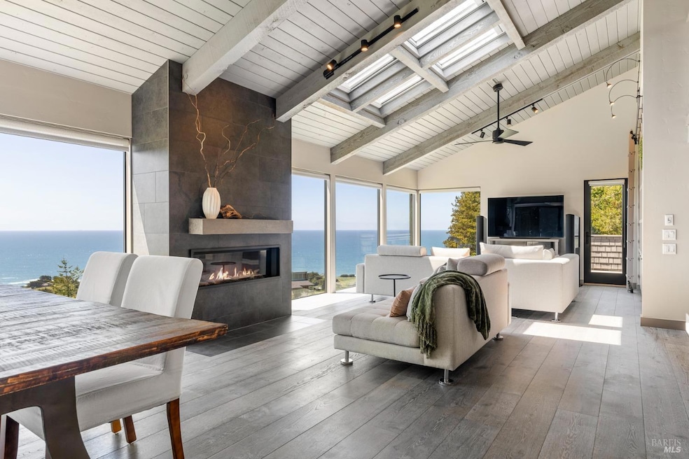 For Sale $2,425,000