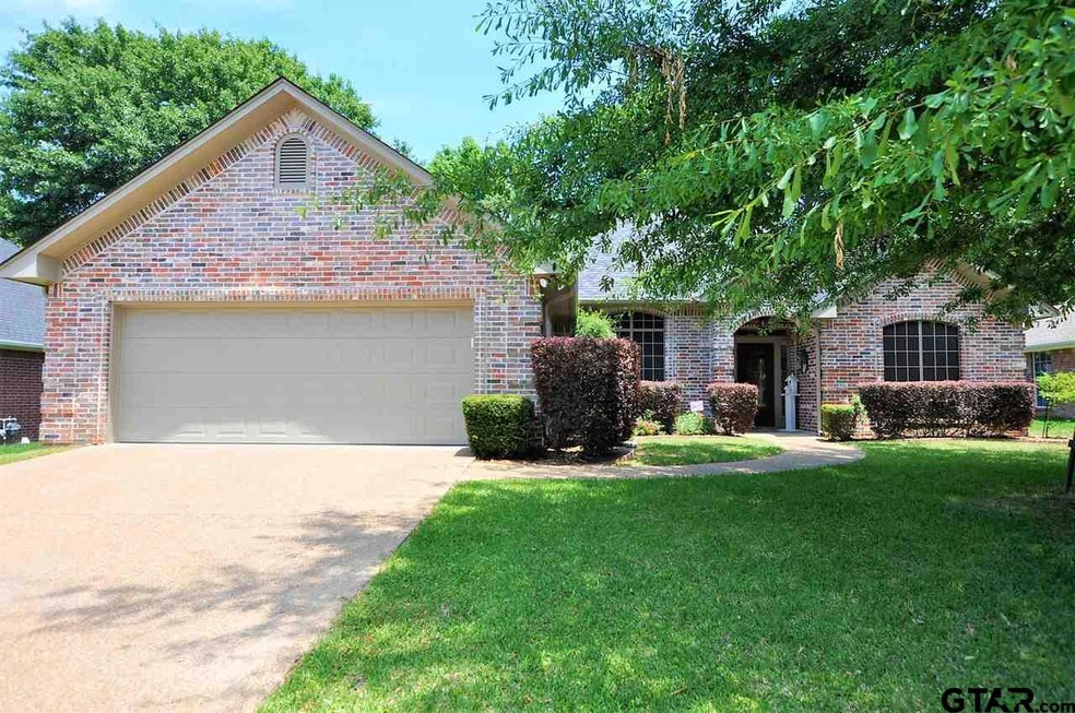 4226 4226 Stonebrook Ln, Tyler, TX 75707 - photo 1