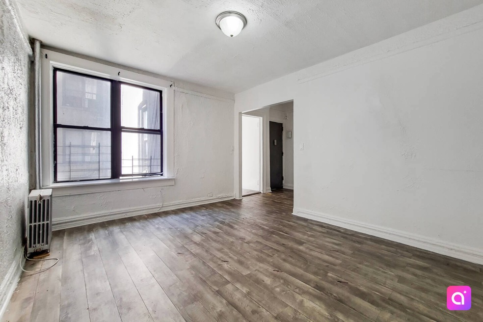 2705 Morris Ave unit B, Bronx, NY 10468 - photo 1
