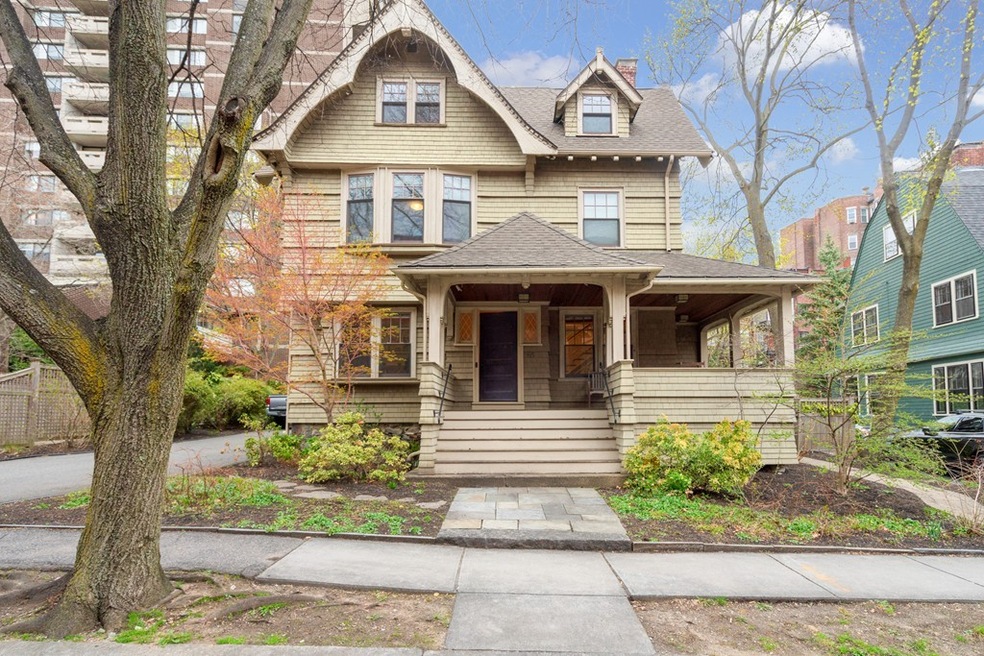 85 Griggs Rd, Brookline, MA 02446 - photo 1