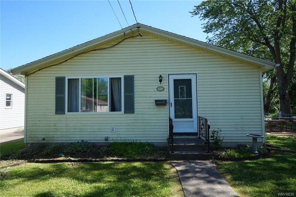 817 Revere Ave, North Tonawanda, NY 14120 - photo 1