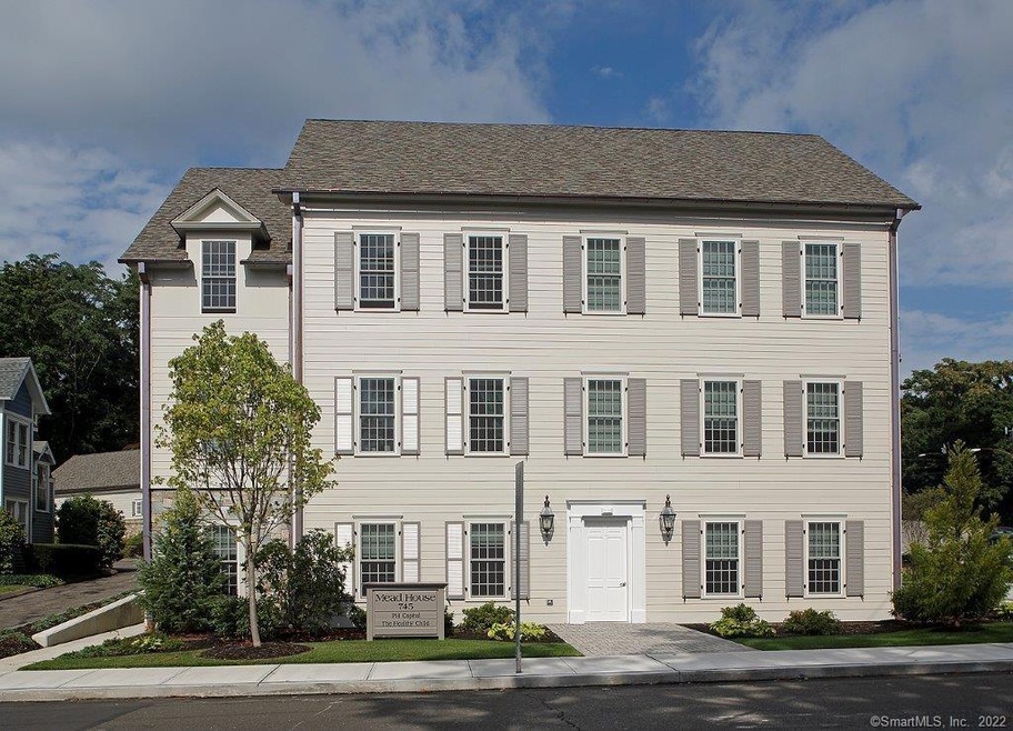 745 Boston Post Rd unit 202, Darien, CT 06820 - photo 1