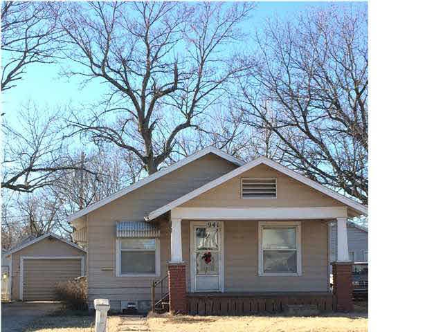 941 N Taylor Large 2 bedrooms 1 bath home