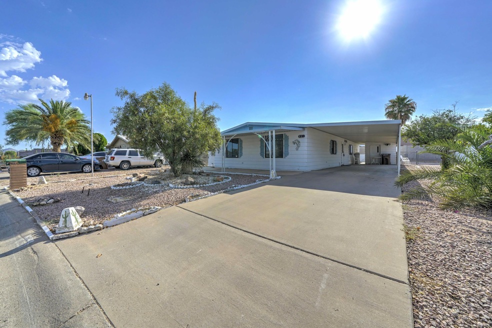 901 S 98th St-2