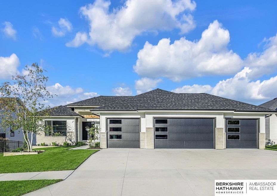 For Sale $659,000 • Co-Listing Agent