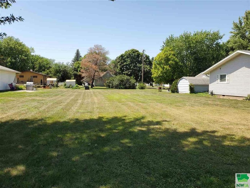 1112 4th St, Onawa, IA 51040 - photo 1