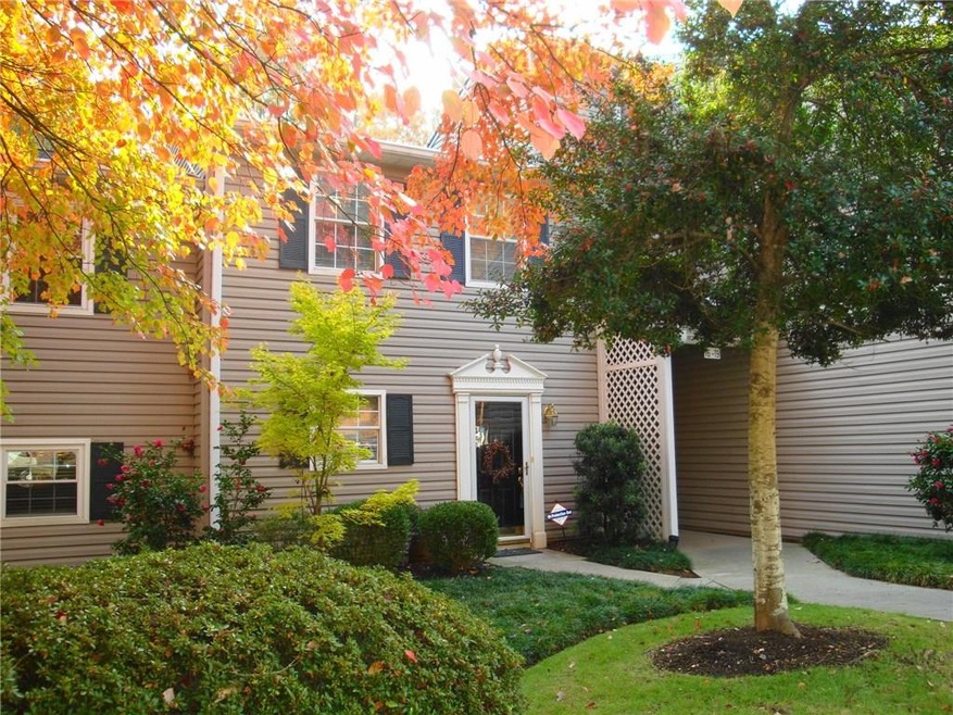 Charming curb appeal!