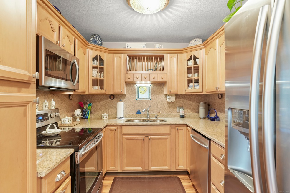 1019 Heritage Village unit A, Southbury, CT 06488 - photo 1