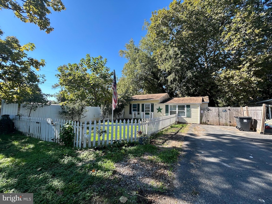 Under Contract $194,900