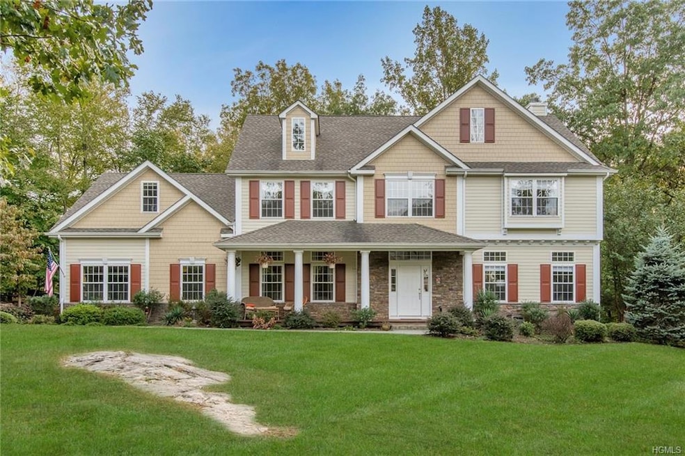 4 Morning View Ct, Chappaqua, NY 10514 - photo 1