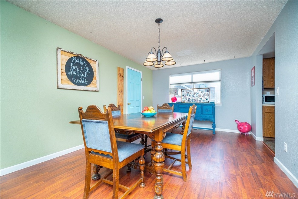 1300 Easthills Terrace, East Wenatchee, WA 98802 - photo 1