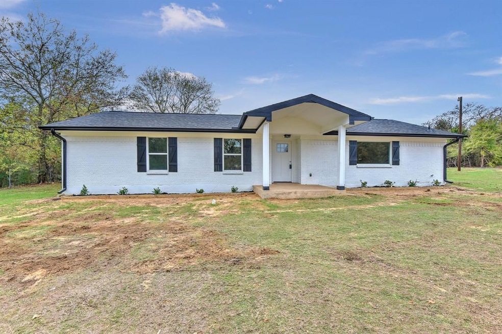 1415 S Lillis Ln, Denison, TX 75020 - photo 1