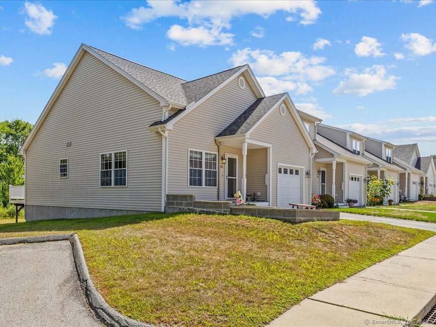 28 Cross Creek Rd unit 28, Plainfield, CT 06374 - photo 1