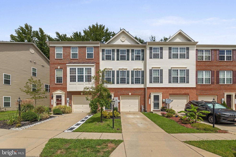 1016 Pultney Ln, Glen Burnie, MD 21060 - photo 1