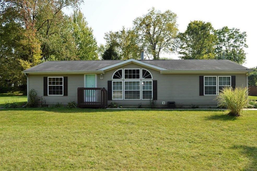 24084 Florence Ave, Elkhart, IN 46516 - photo 1