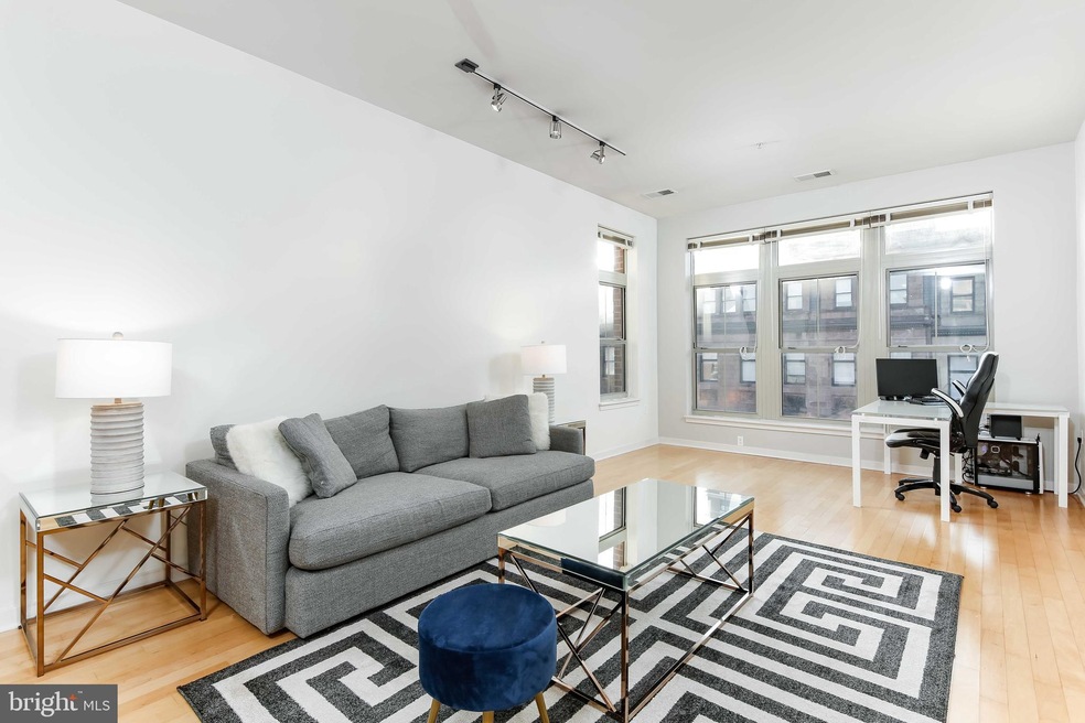 Twelve 09 unit 307, Baltimore, MD 21201 - photo 1