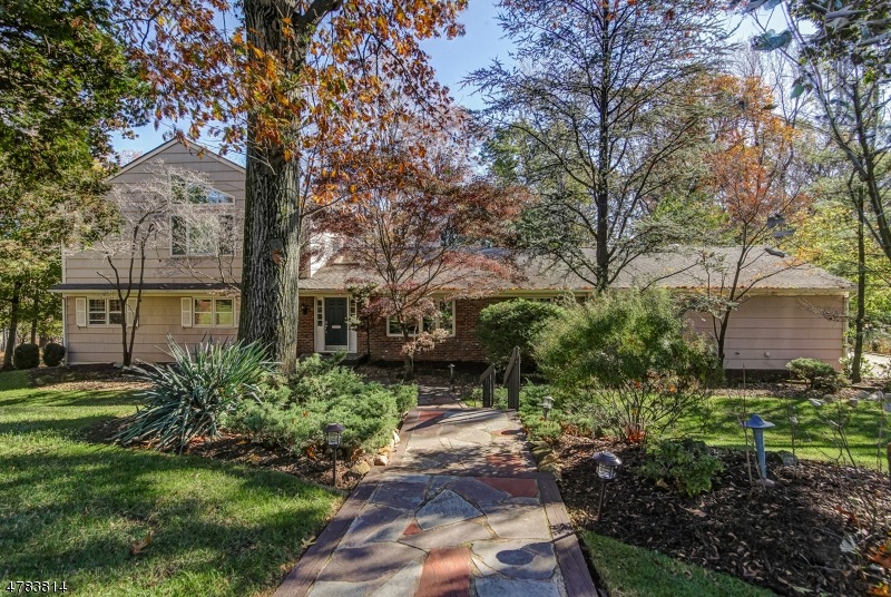 56 Rockledge Dr, Livingston, NJ 07039 - photo 1