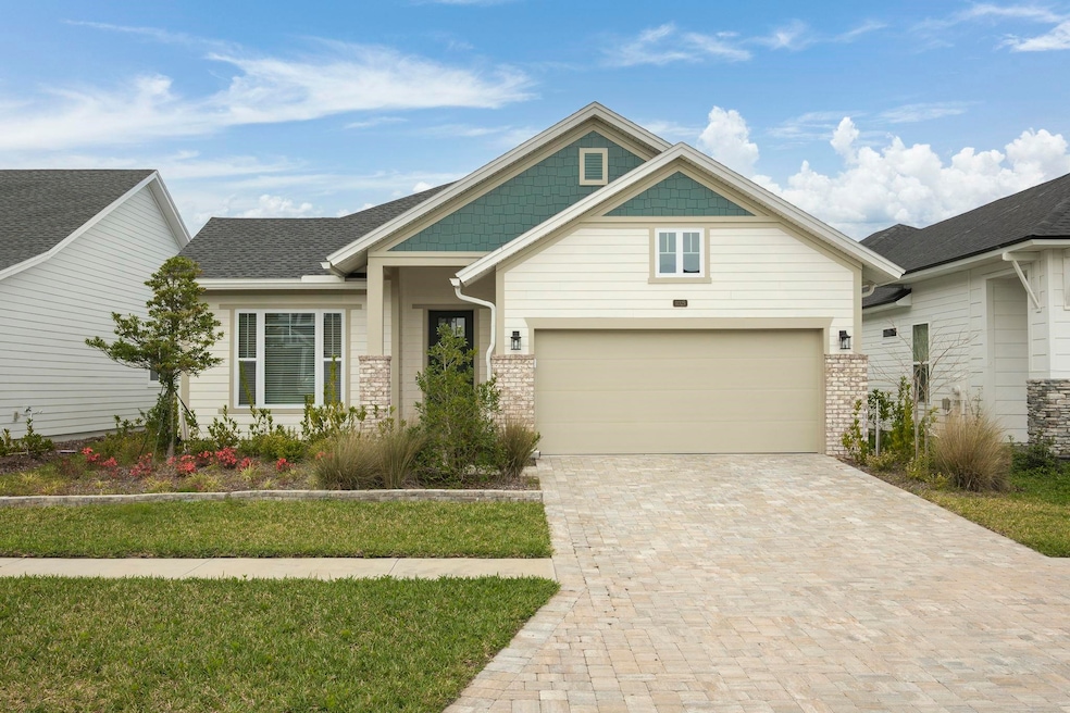 For Sale $583,000 • Co-Listing Agent