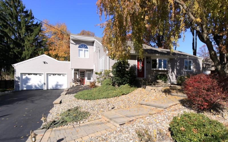 24 Shaffer St, Branchburg, NJ 08876 - photo 1