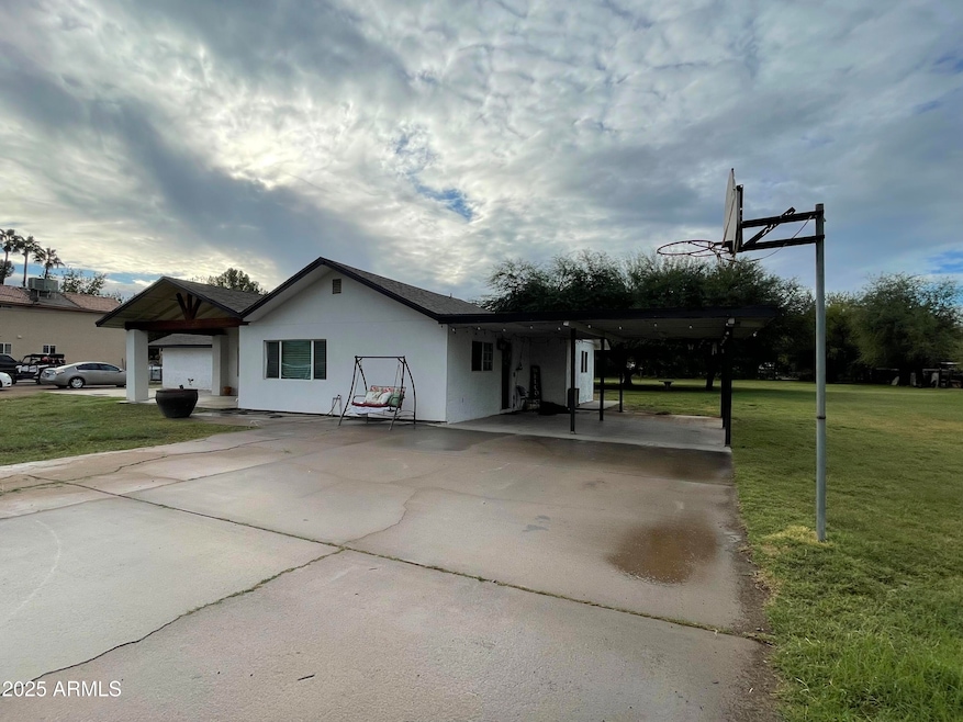 10737 W Pecan Rd, Tolleson, AZ 85353 - photo 1