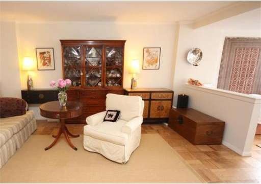 9 Hawthorne Place unit 14L, Boston, MA 02114 - photo 1