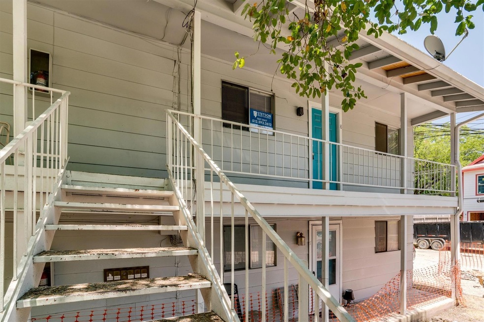 3707 Tom Green St unit 8, Austin, TX 78705 - photo 1