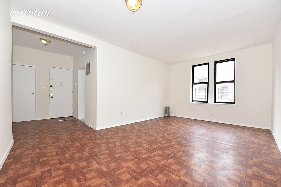 355 E 187th St unit I41, Bronx, NY 10458 - photo 1