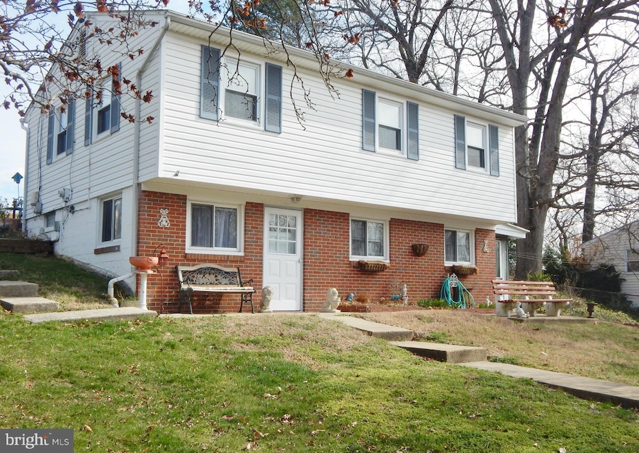 407 W Furnace Branch Rd, Glen Burnie, MD 21061 - photo 1