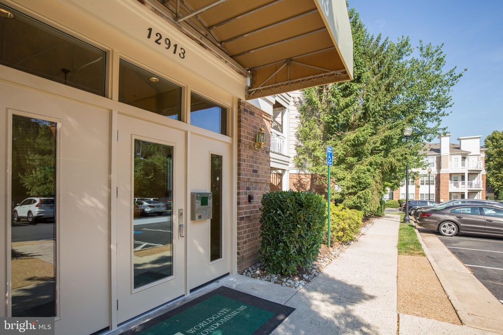 Worldgate Condominium unit 115, Herndon, VA 20170 - photo 1