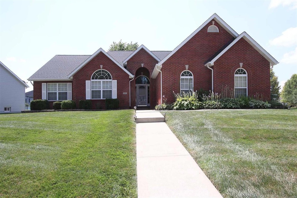 6104 Keebler Oaks Dr, Maryville, IL 62062 - photo 1