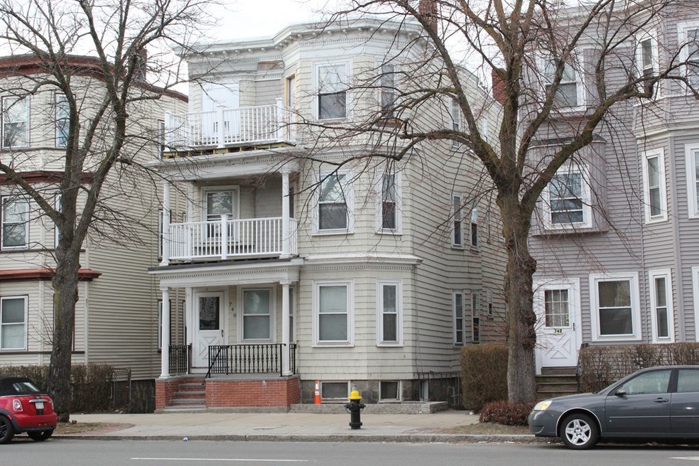740 Bennington St unit 2, Boston, MA 02128 - photo 1